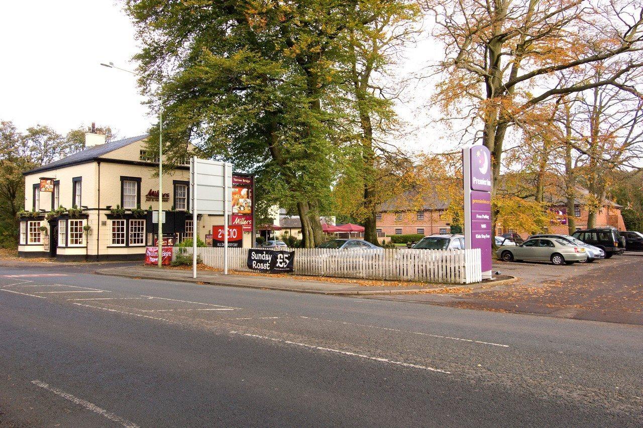 Plaza Chorley; Sure Hotel Collection By Best Western Chorley  Exterior photo